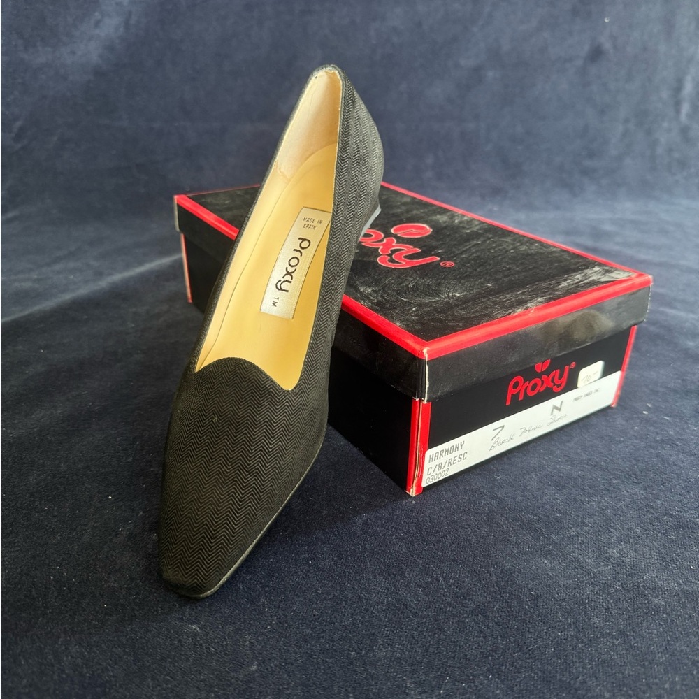 Proxy Women's Black Hereingbone Slip-On Shoes